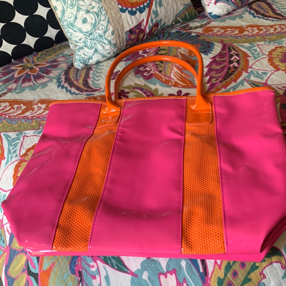 Pink and orange pool bag/tote with accessory pouch